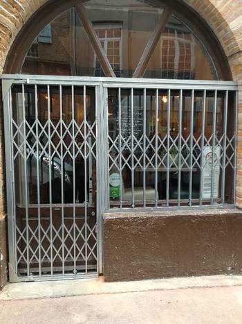 Protection vitrine magasin Toulouse